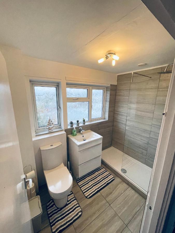 II Comfortable Room, Shared House Almondsbury Eksteriør bilde